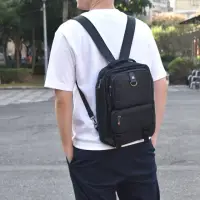 在飛比找momo購物網優惠-【men life】單肩包 機能多夾層兩用後背包(側背包)
