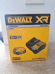 Dewalt 18v Battery And Charger Set DCB1104P1 Gift Power Tool Accessories New
