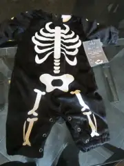 Pottery Barn Kids Halloween costume baby skeleton glow in dark 0-6 months New