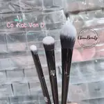 KVD KAT VON BRUSH D 25、35、中國美容2頭刷