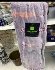 Halloween Glow in the Dark Bats skulls plush throw blanket home decor 60”x70”