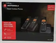 Motorola L603M Digital Cordless Phones 3 Handsets Phone Set DECT 6.0 Enhanced