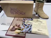 JUST THE RIGHT SHOE “INGENUE”NIB, Orig box With Certificate of Authenticity,1999