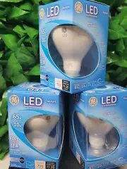 Gm LED Indoor Floodlight BR30 Bulb 700 Lumens- Daylight 65w 15102- 3pk
