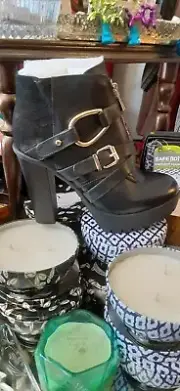 LA STRADA BLACK LEATHER GOLD HARDWARE BOOT PLATFORMS 38 EURO