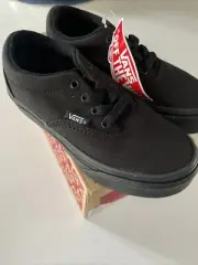 Vans Doheny Black/Black Canvas Kids Size 13 Lace Up Tennis Skate Shoes NIB