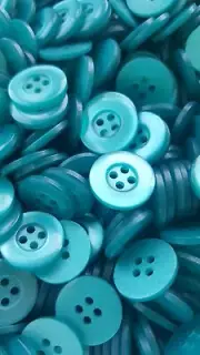 Mermaid Green Buttons, 4 Hole Sewing/Crafts Buttons 20mm - 24 Pieces (088)