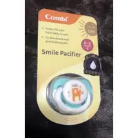 在飛比找蝦皮購物優惠-Combi smile 微笑安撫奶嘴S-18305甜藍熊