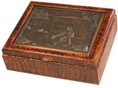 Box MOUNTAIN Lodge Fly Fisherman Fish Hinged Lid Chestnut Resin Hand-Cast
