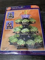 New Wilton Spiders And Webs Cupcake Stand Holds 24 Cupcakes 3 Tier Halloween