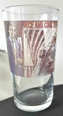 ONLY FOOLS AND HORSES Thru The Bar PINT SIZE BEER GLASS