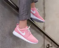 在飛比找Yahoo!奇摩拍賣優惠-南◇現 Nike Roshe Run One 511882-