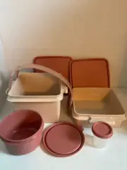 Tupperware Square Lunch Box Keeper NEW & COMPLETE