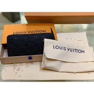 LOUIS VUITTON LV 路易威登 經典壓紋黑色 長夾 皮夾 M61864