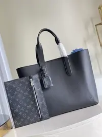 在飛比找Yahoo!奇摩拍賣優惠-二手Louis Vuitton LV Cabas Voyag