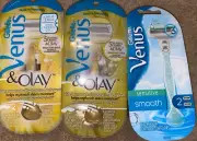 Gillette Venus & Olay + Sensitive Smooth Razors 4 Blade Cartridges + Shower Hook