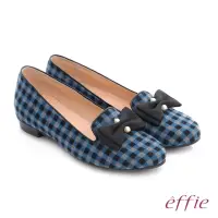在飛比找momo購物網優惠-【effie】都會舒適 全真皮豔彩格紋拼接珍珠蝴蝶低跟鞋(藍