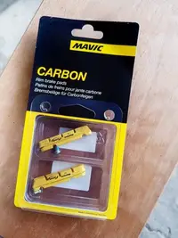 在飛比找Yahoo!奇摩拍賣優惠-~騎車趣~MAVIC Carbon煞車邊專用煞車皮 碳框 板