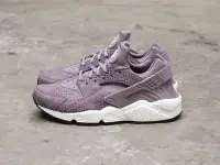 在飛比找Yahoo!奇摩拍賣優惠-Nike Wmns Air Huarache Run Pri