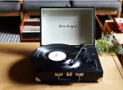 ONKYO Record Player Bluetooth Compatible/Built-in Stereo Speakers Black OCP-01