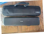 Yamaha YFL 222 Silver Student Flute Offset G, Footjoint C with Hard Case ----