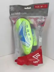 NEW Umbro Arturo Youth Slip-in Shinguards Size Youth Medium Green 624