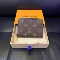 在飛比找蝦皮購物優惠-免運 LOUIS VUITTON 路易威登 ZIPPY M6