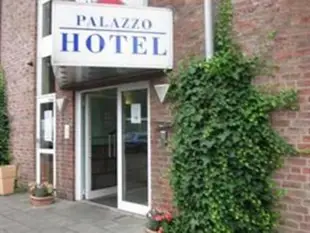 Palazzo Hotel