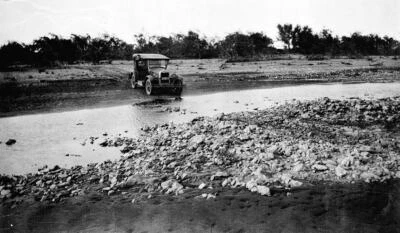 Car Crossing River at Broken Hill & Yunta New South Wales 1931 OLD PHOTO