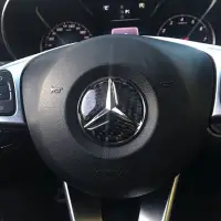 在飛比找Yahoo!奇摩拍賣優惠-Mercedes Benz 賓士 碳纖維 方向盤車標貼  A