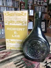 Vintage Robert E Lee Green Glass Decanter Bottle Wheaton Presidential Free Ship!