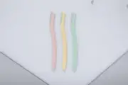 RTIME Macaron Eyebrow Razor Set :Pink, Yellow, Green
