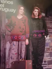 Manos Del Uruguay Knitting Book #6
