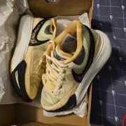 Kyrie 8 Citron Tint/black Wheat Gold Size 4 Kids