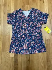 NWT Wink Modern Fit Women's Scrub Top - Floral Pattern Size Small
