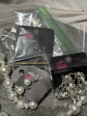 Paparazzi Bundle 30 pieces. All new.