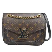 在飛比找momo購物網優惠-【Louis Vuitton 路易威登】M45592經典PA