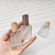 Frosted Glass Spray Bottle Empty Refillable Perfume Atomizer Container With Lid