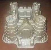 Nordic Ware Sand Castle Bundt Cake Mold Pan Cast Aluminum 10 Cup