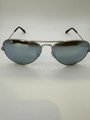 Ray-Ban RB3025 Classic Polarized Aviator Sunglasses – Brand New