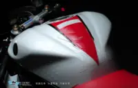 在飛比找Yahoo!奇摩拍賣優惠-【R.S MOTO】SUZUKI 油箱貼 透明 DMVBan