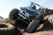 Giant 4x4 V8 Pro 4 Courses Weekday - Lara