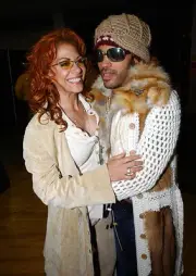 Sheila Eand Lenny Kravitz backstage at the My VH-1 Music Awards 20- Old Photo