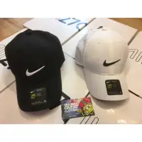 在飛比找蝦皮購物優惠-{OGC} NIKE 經典 白底黑勾 黑底白勾 老帽 892