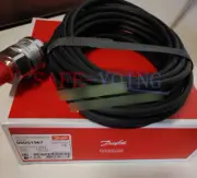 1PCS Danfoss AKS33 060G1967 pressure transmitter New