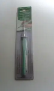 Clover 1224 Amour Steel Crochet Hook No. 8, 0.90mm,Blue