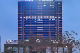 凱里亞德酒店(佛山南莊陶博大道店)Kyriad Marvelous Hotel (Foshan International Convention and Exhibition Center)