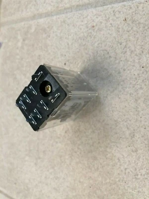Vintage Sansui-G-801/G-901 receiver speakers protection relay.