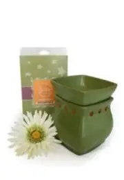 Scentsy GREEN Classic Curve Warmer Matte Green - Retired & RARE - NEW in Box