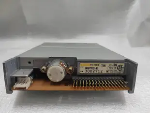 TEAC FD-235HF 1.44 MB 3.5" Floppy Disk Drive 軟碟機 附排線